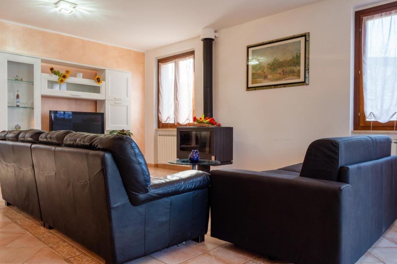 Casa Del Giardino Bright Apartment Bastia Umbra Eksteriør bilde