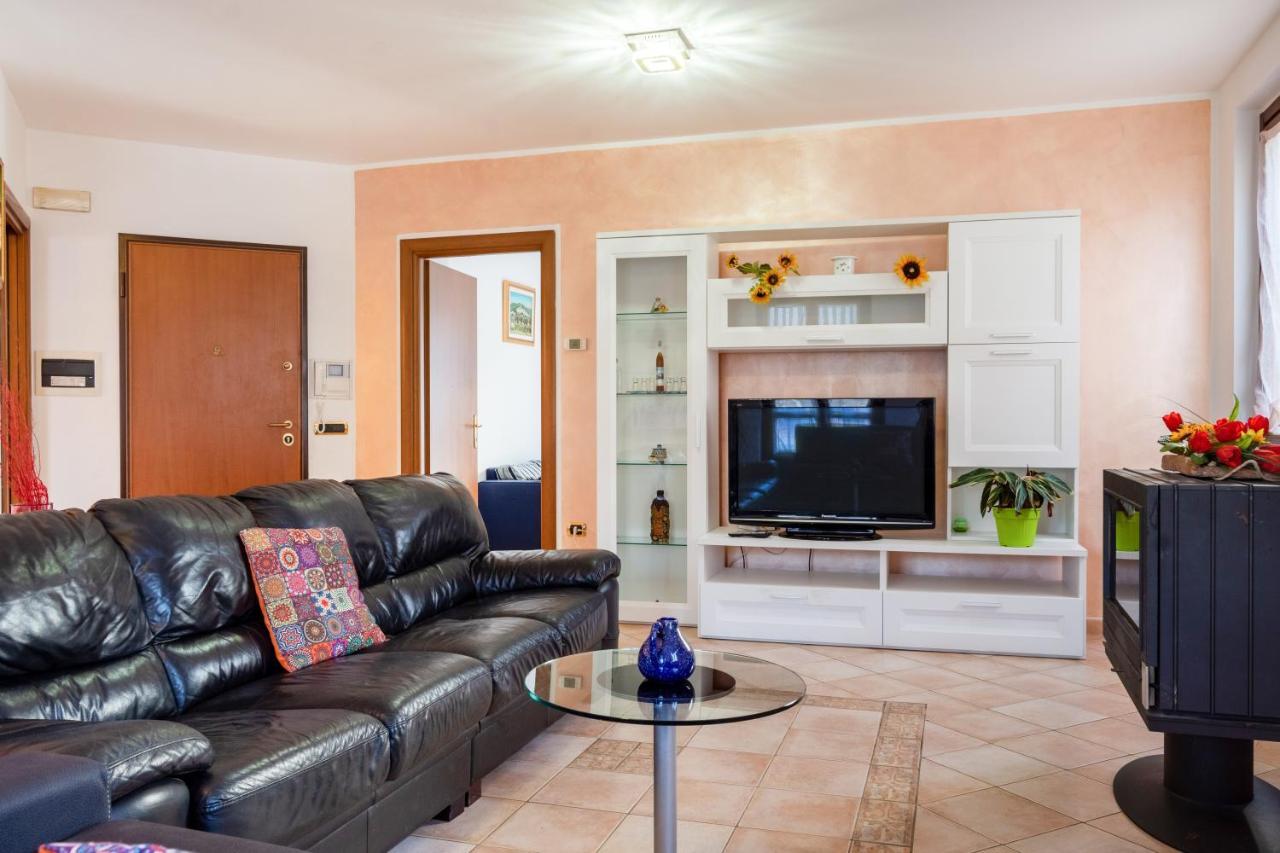 Casa Del Giardino Bright Apartment Bastia Umbra Eksteriør bilde